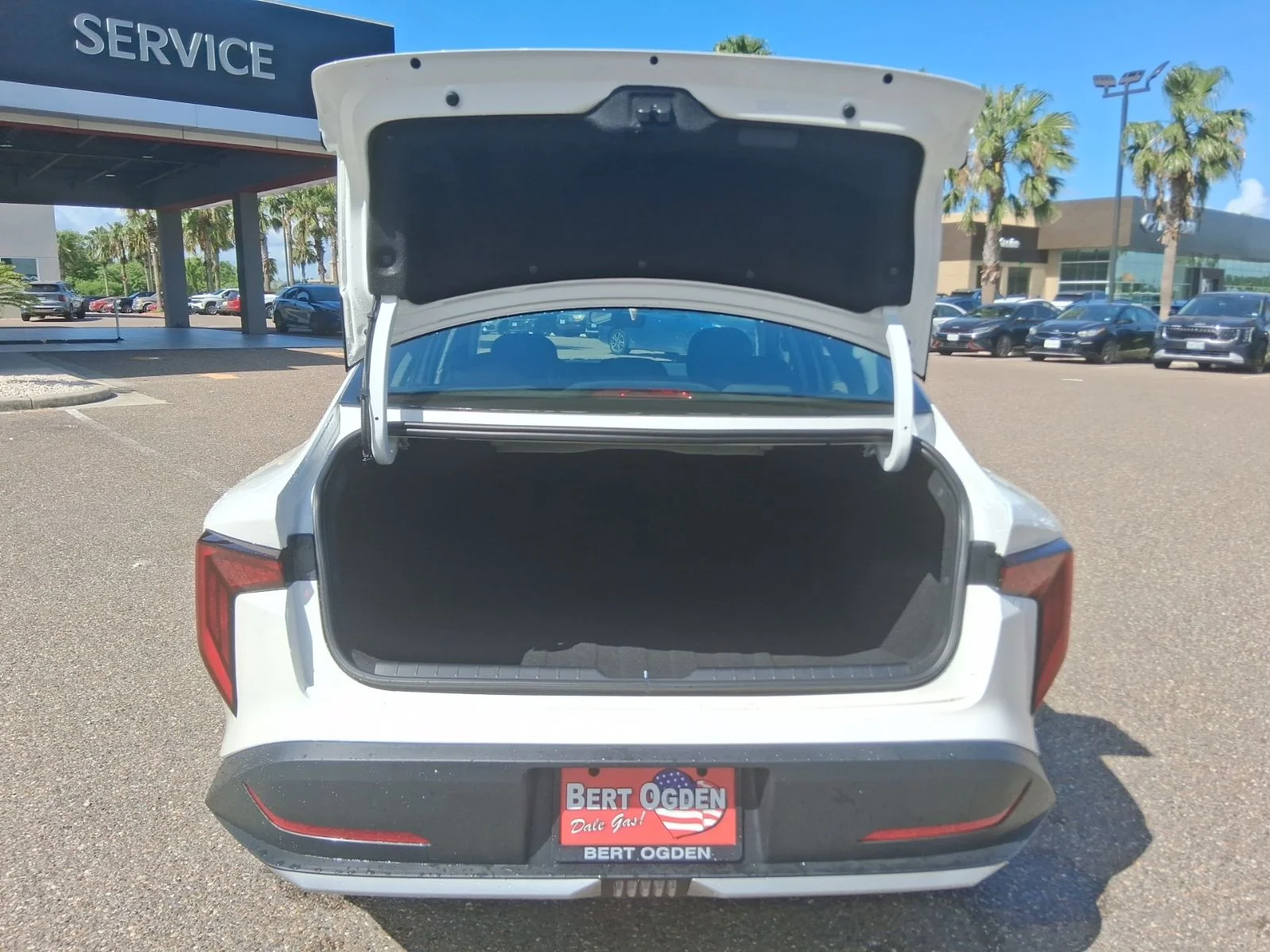 New 2026 White Kia LX image 6