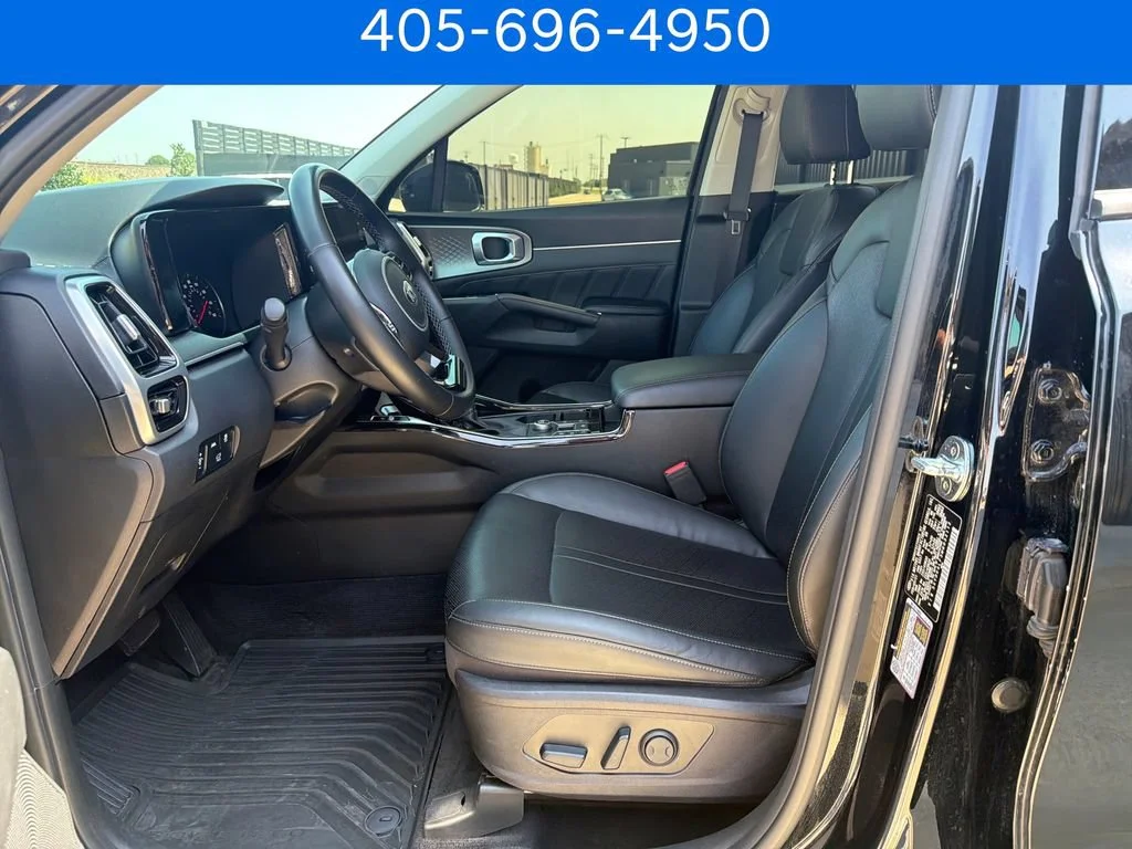 Pre-Owned 2021 Kia Sorento SX