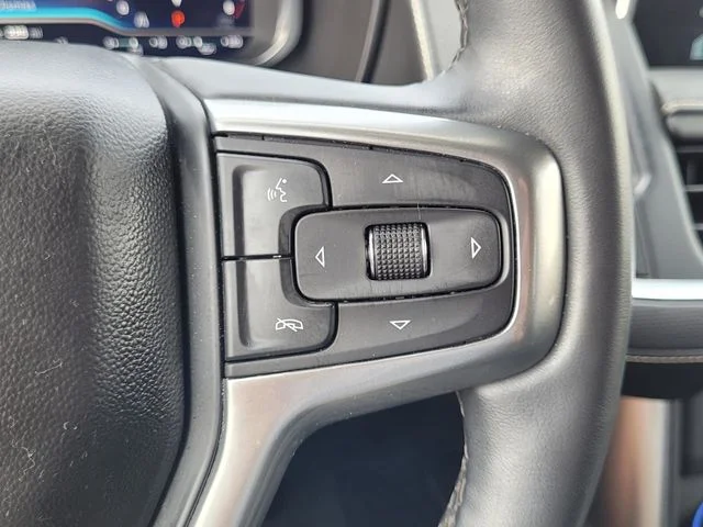 Used 2023 Black Chevrolet Premier image 20
