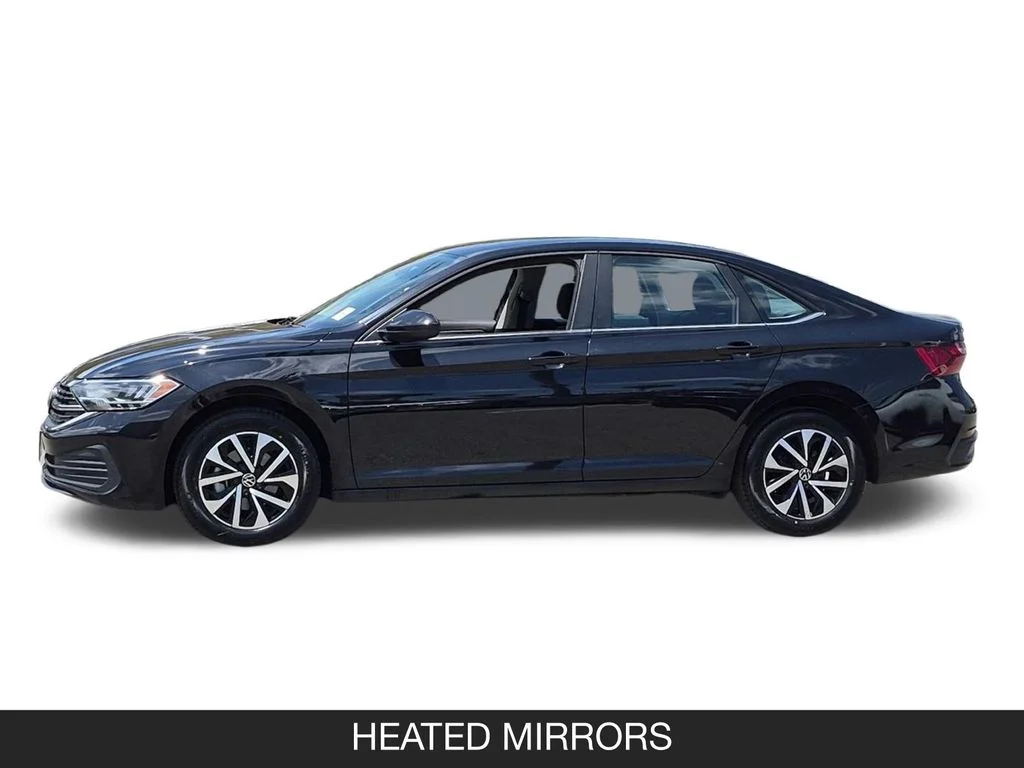 Used 2024 Black Volkswagen 1.5T S image 5