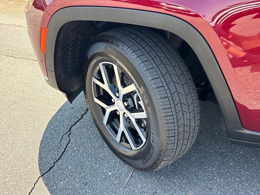 Used 2025 Red Jeep Limited image 27
