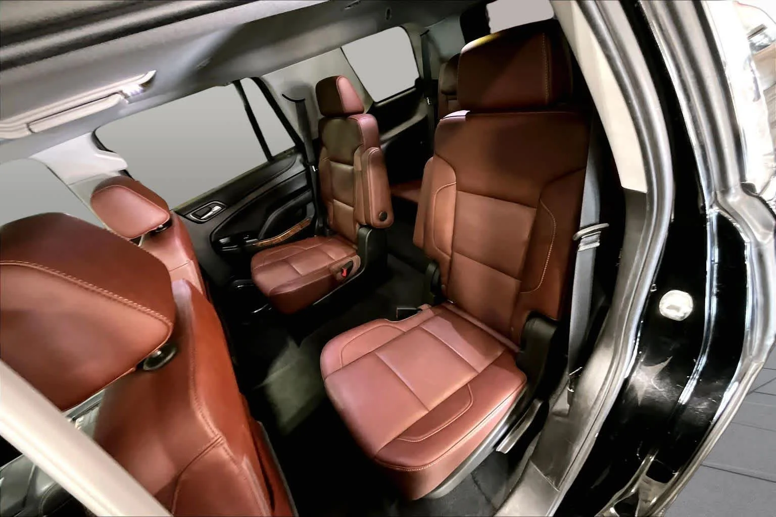 Used 2019 Black Chevrolet Premier image 21
