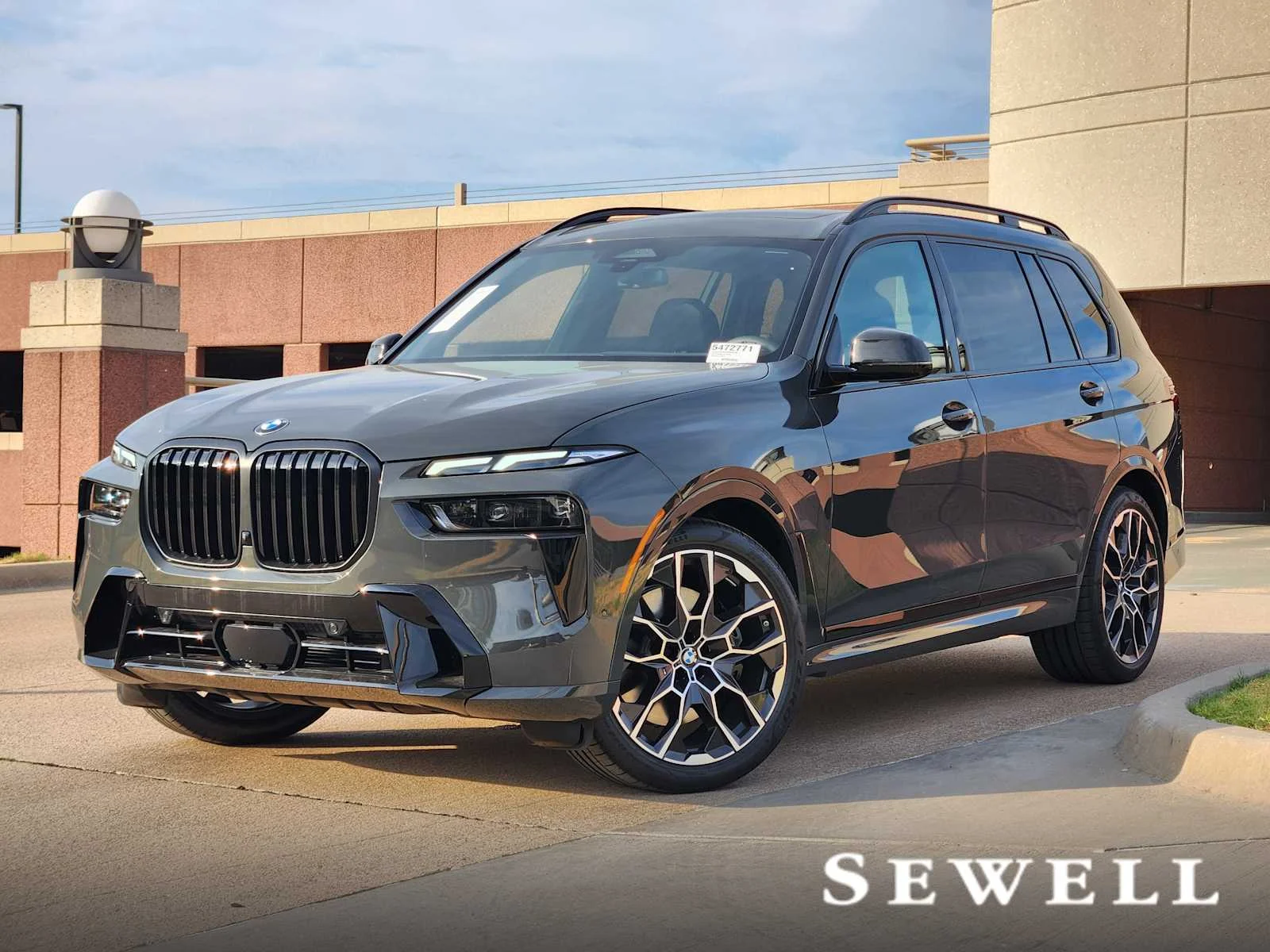 2027 BMW X7