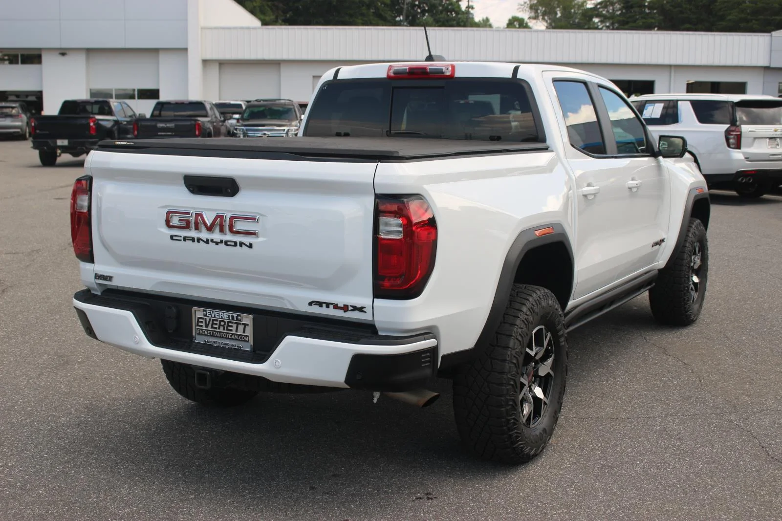 Used 2024 Summit White GMC AT4X image 8