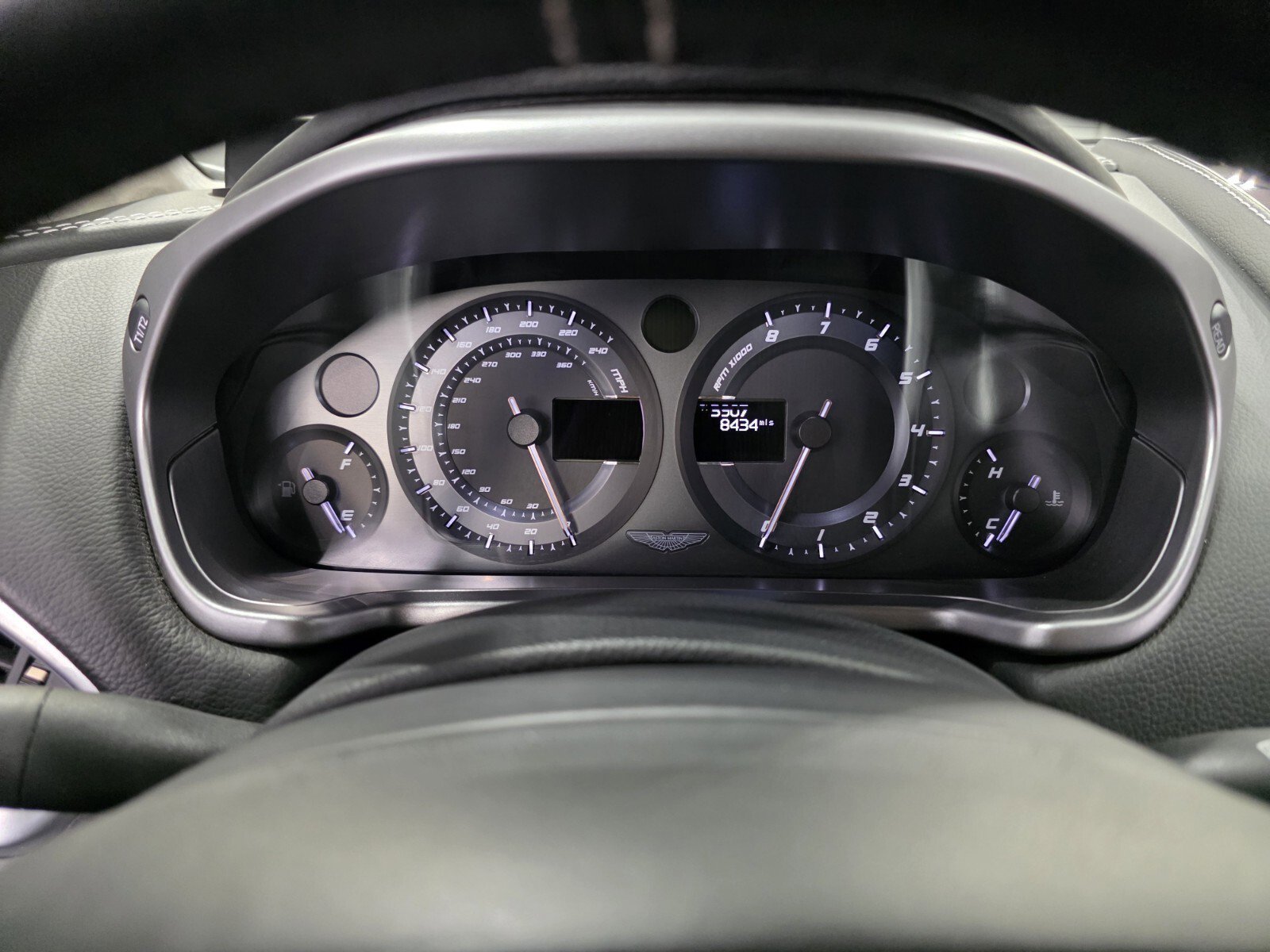 Used 2017 Q Titanium Silver Aston Martin Volante image 6