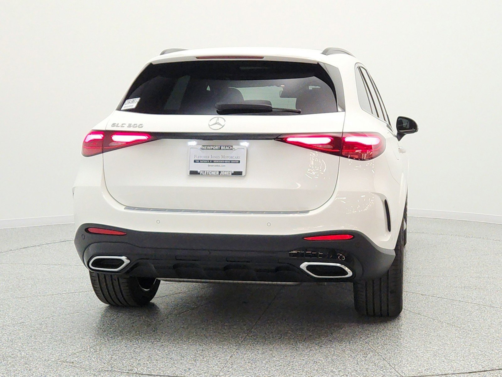 New 2026 Polar White Mercedes-Benz GLC 300 SUV image 35