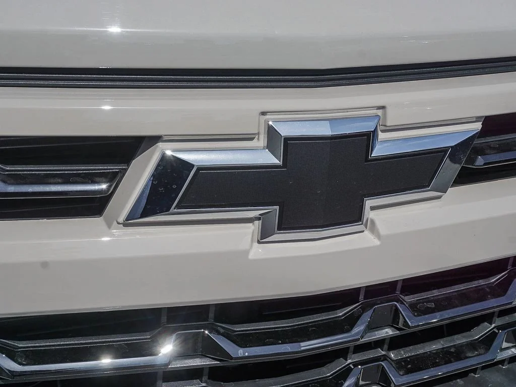 New 2026 White Sands Chevrolet RST image 11