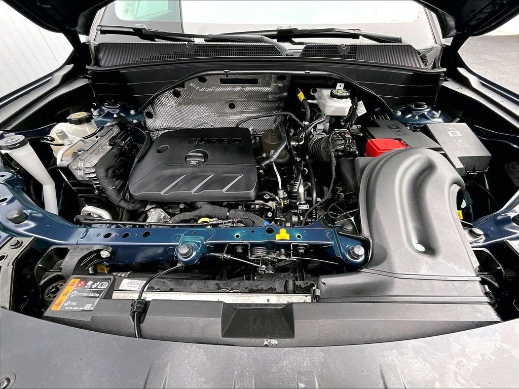 Used 2022 Blue Chevrolet LT image 31