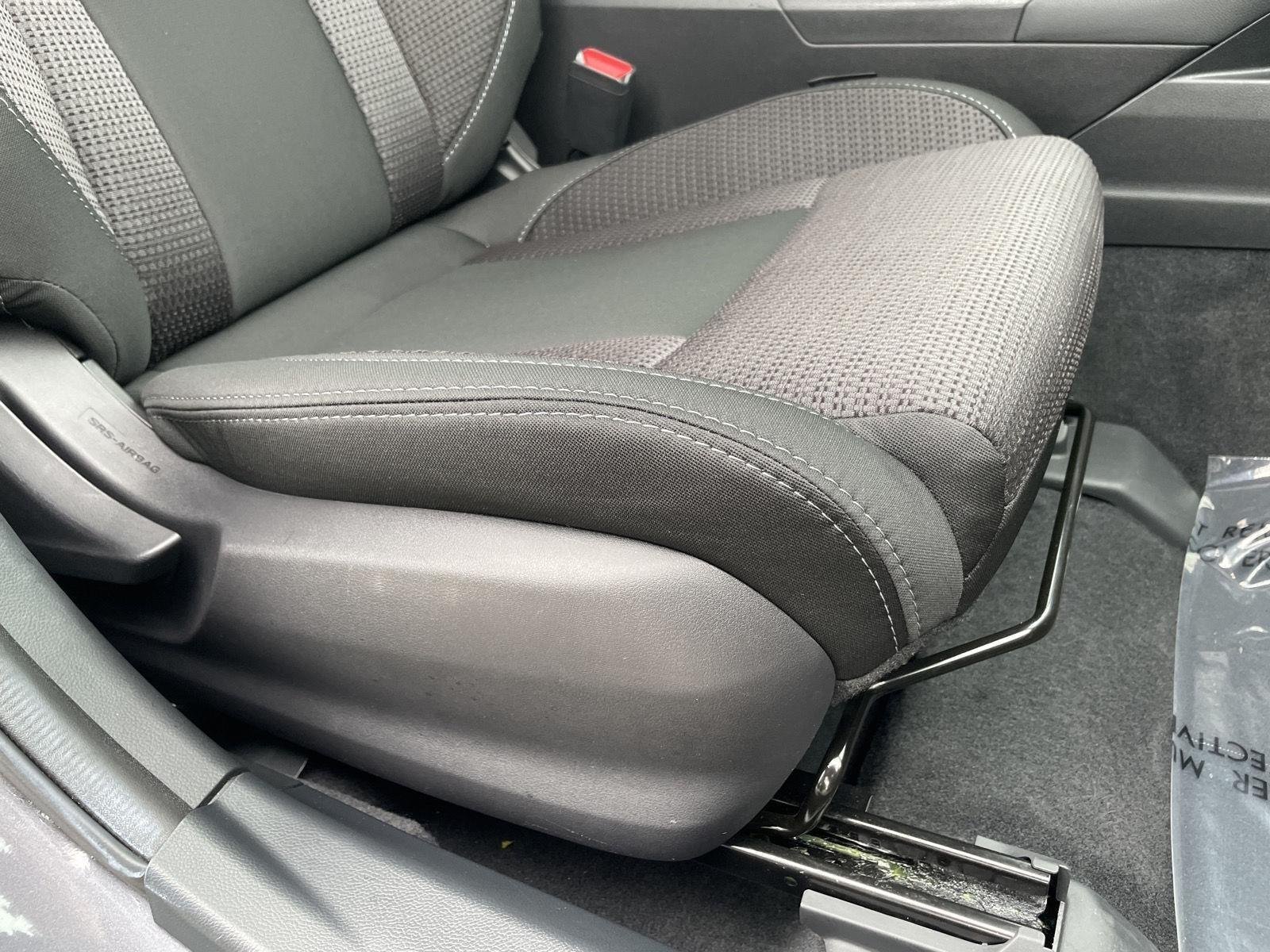 Used 2025 Magnetite Gray Metallic Subaru Premium image 17