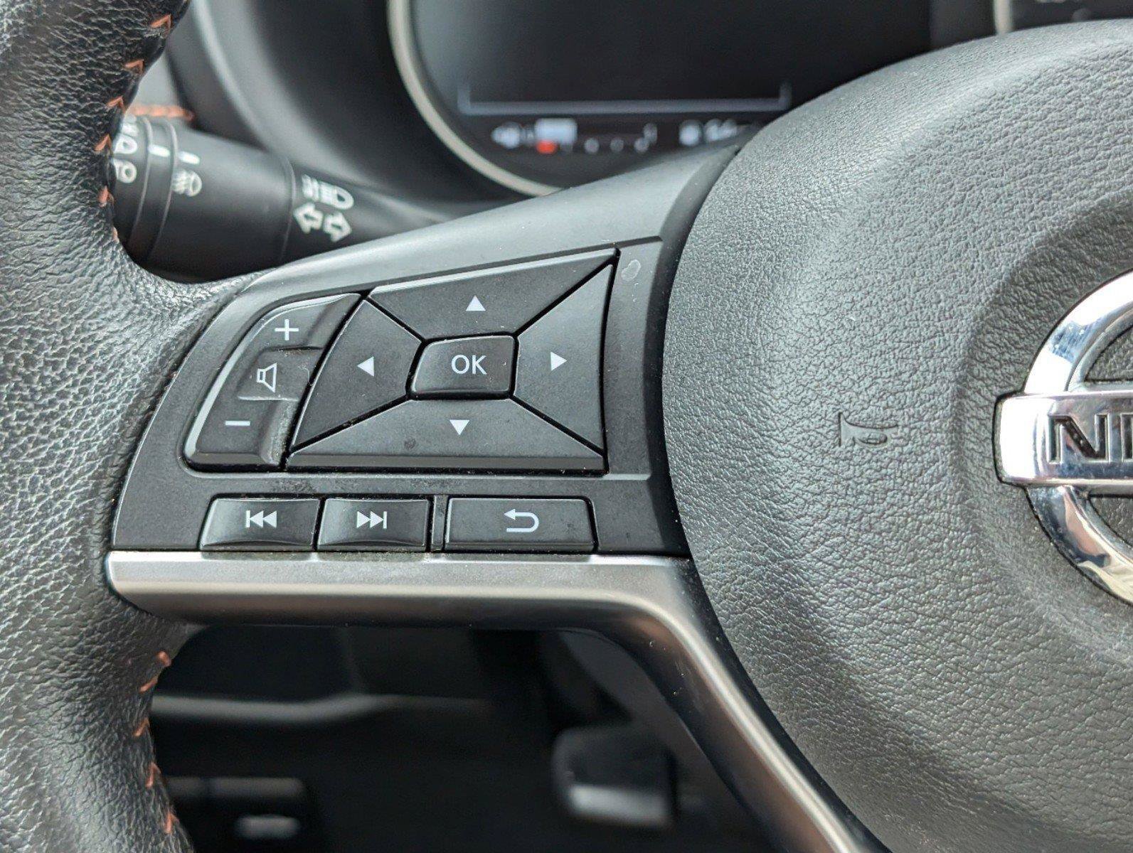 Used 2020 Deep Blue Pearl/Fresh Powder Nissan SR image 16