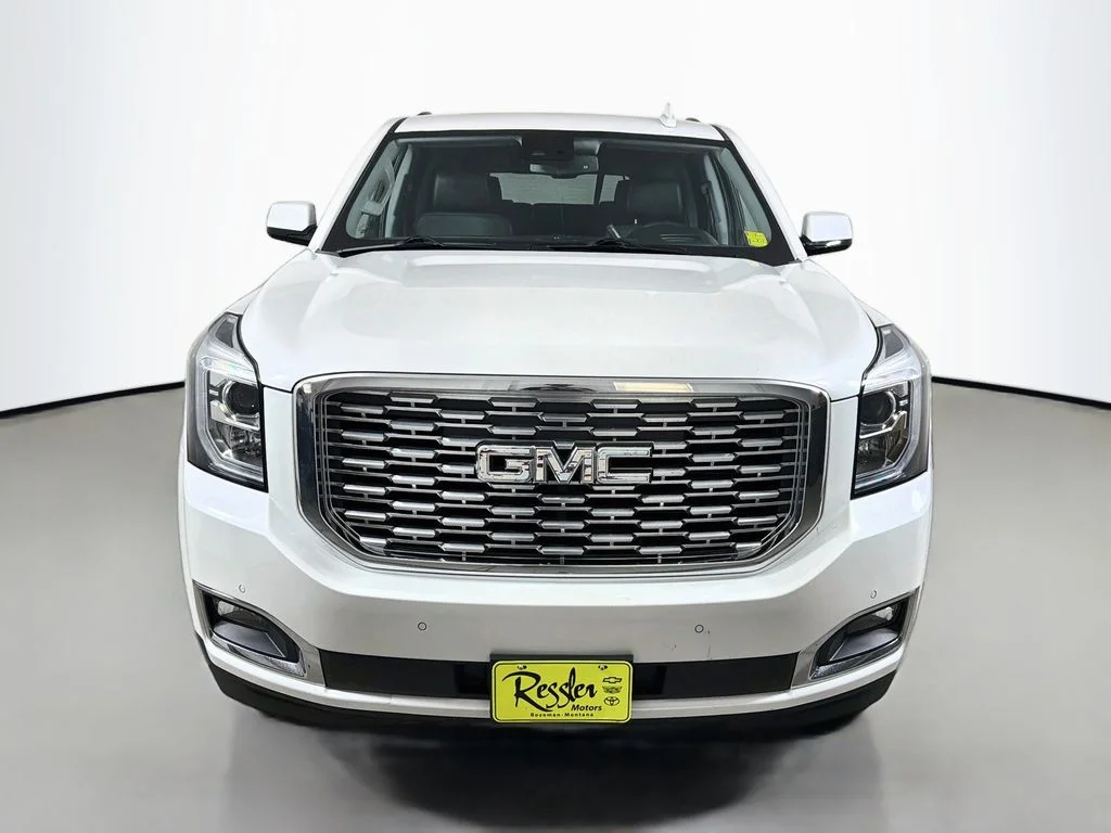 Used 2018 White GMC Denali image 2