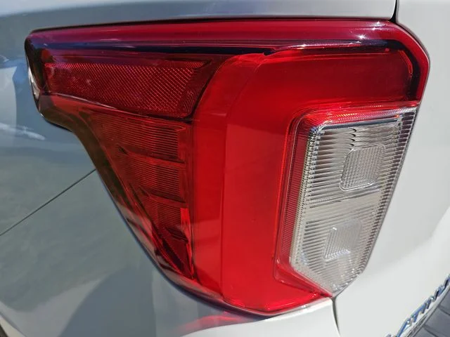 Used 2023 White Ford Platinum image 33