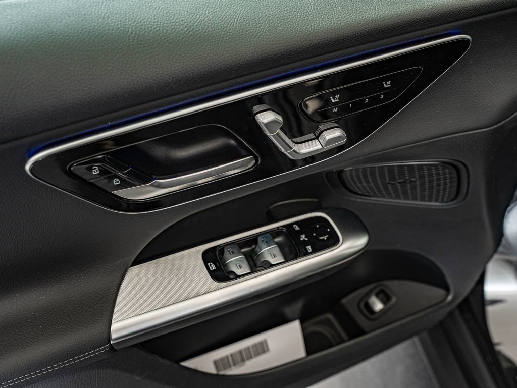 New 2026 Graphite Gray Metallic Mercedes-Benz GLC 300 image 16