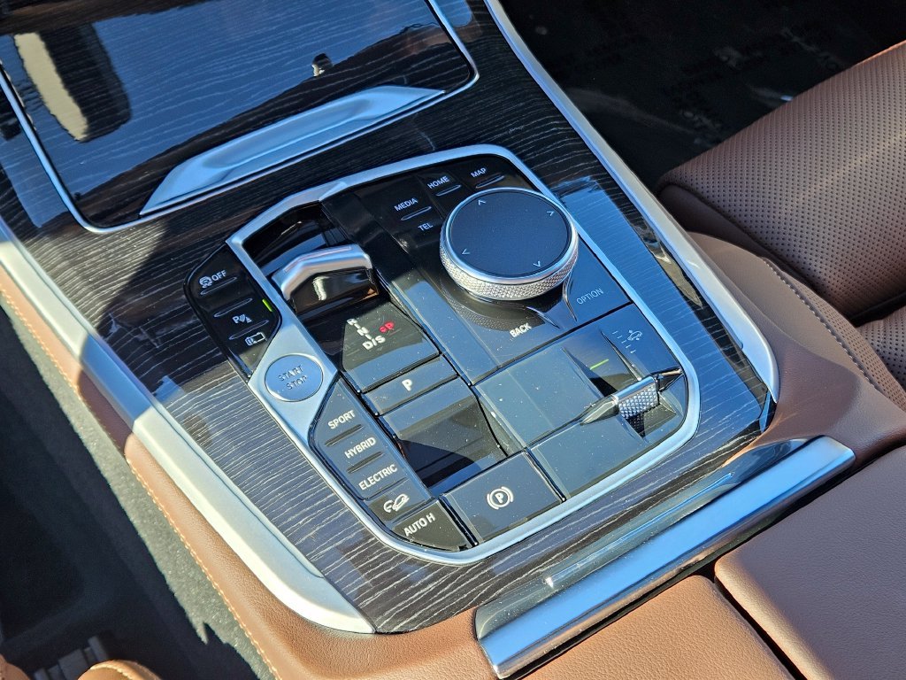 Certified Used 2026 Skyscraper Grey Metallic BMW xDrive50e image 33