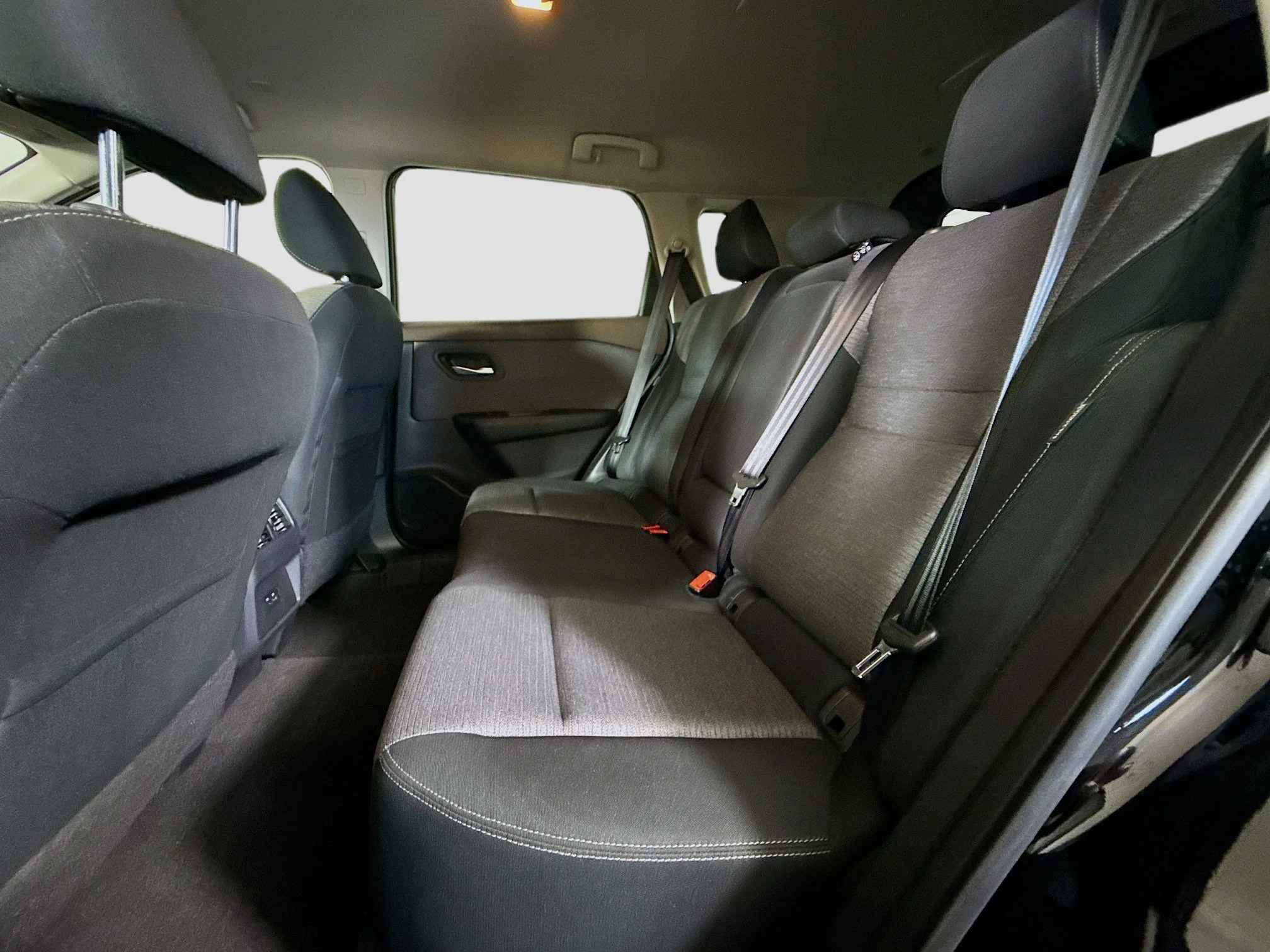 Used 2022 Super Black Nissan SV image 21