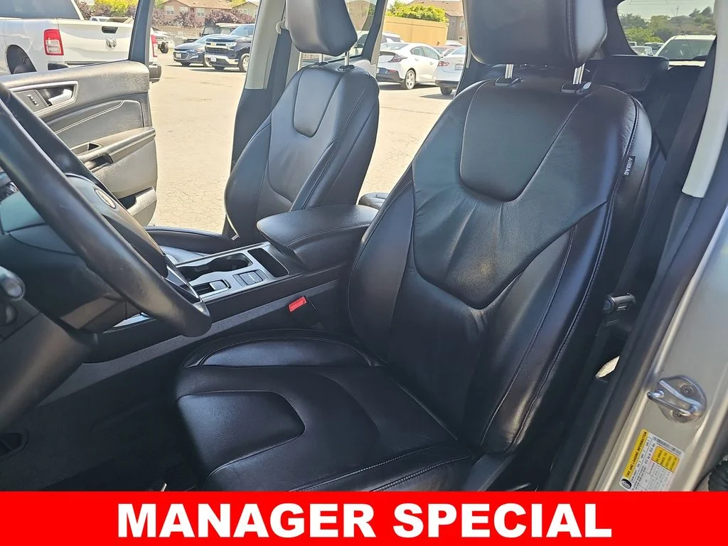Used 2022 Silver Ford Titanium image 15