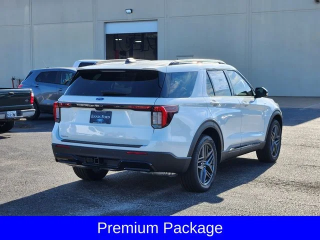 2026 Ford Explorer ST-Line - Photo 7