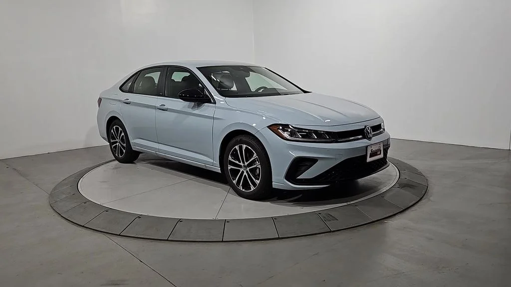 2026 Volkswagen Jetta Sport - Photo 7