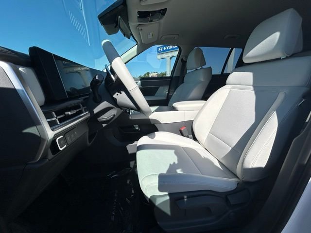 2026 Hyundai Santa Fe SE - Photo 13