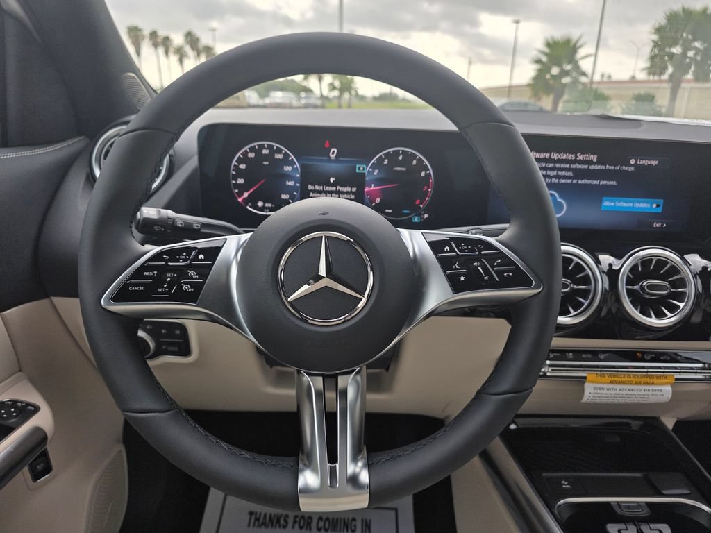 New 2026 Polar White Mercedes-Benz GLA 250 image 47