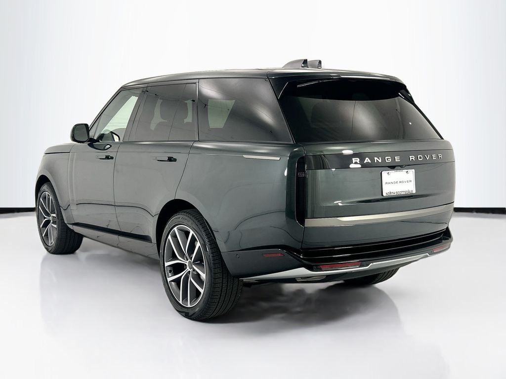 New 2026 Belgravia Green Land Rover SE image 7