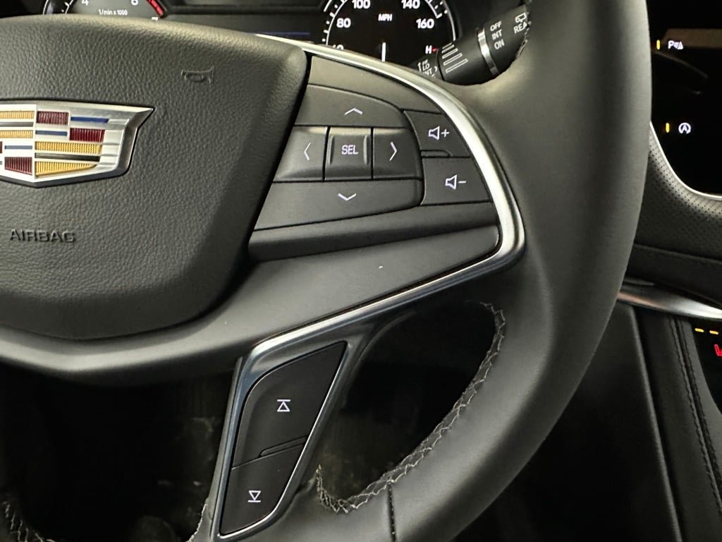 2026 Cadillac XT5 Luxury - Photo 10
