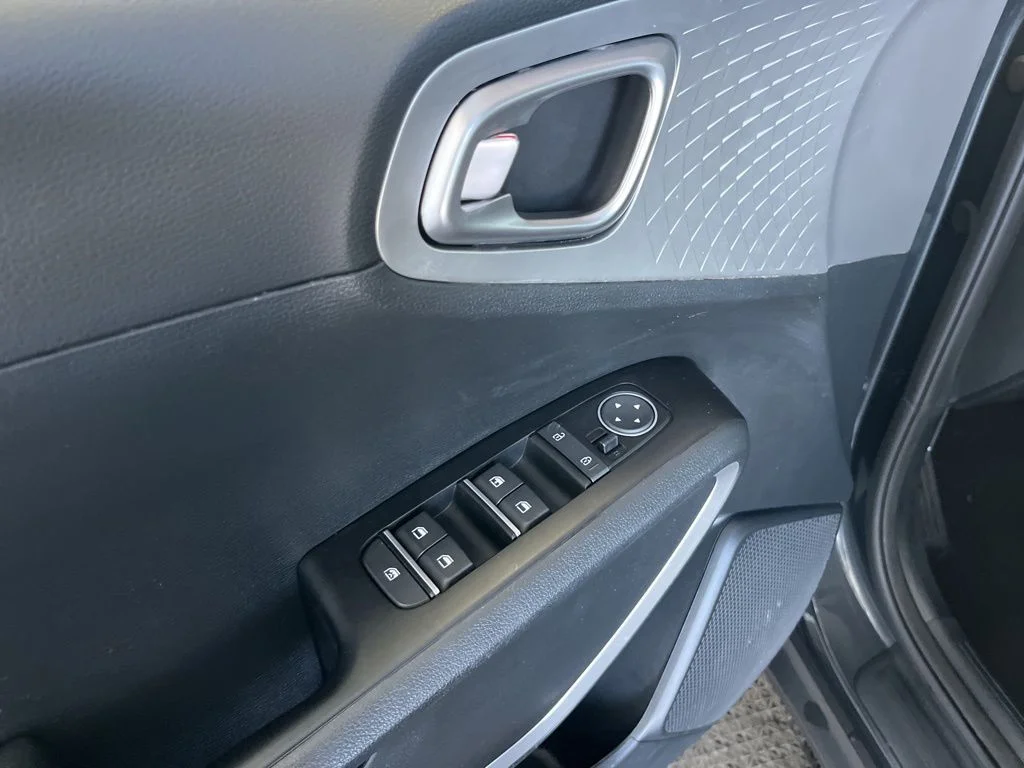 Used 2023 Gray Kia LX image 5
