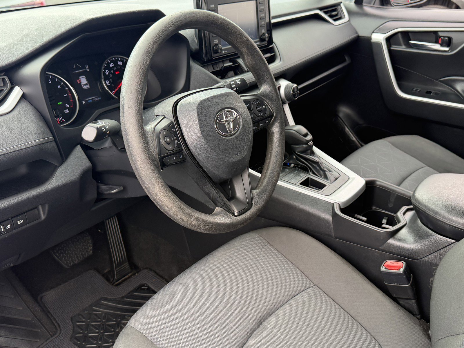 Used 2022 Lunar Rock Toyota XLE image 19