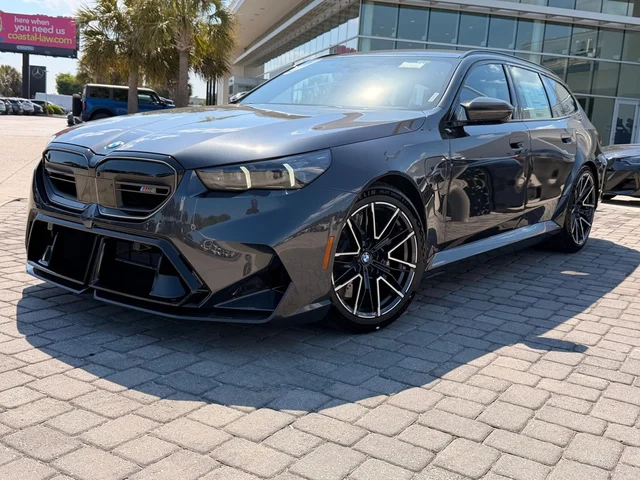 2026 BMW M5