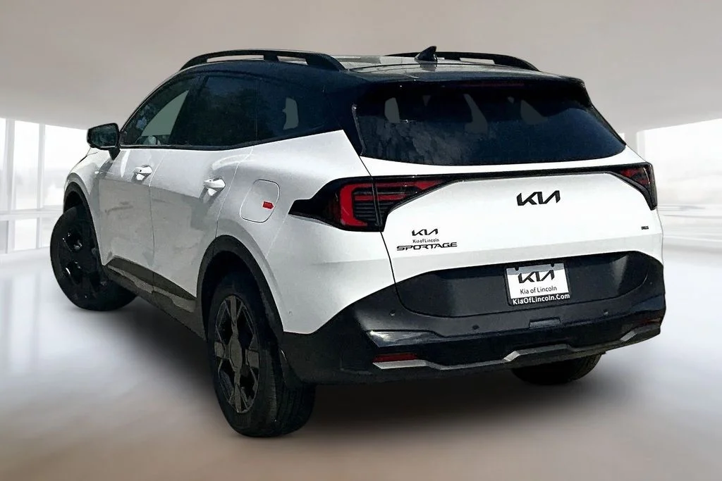 New 2027 Glacial White Pearl / Black Ro Kia X-Line image 3