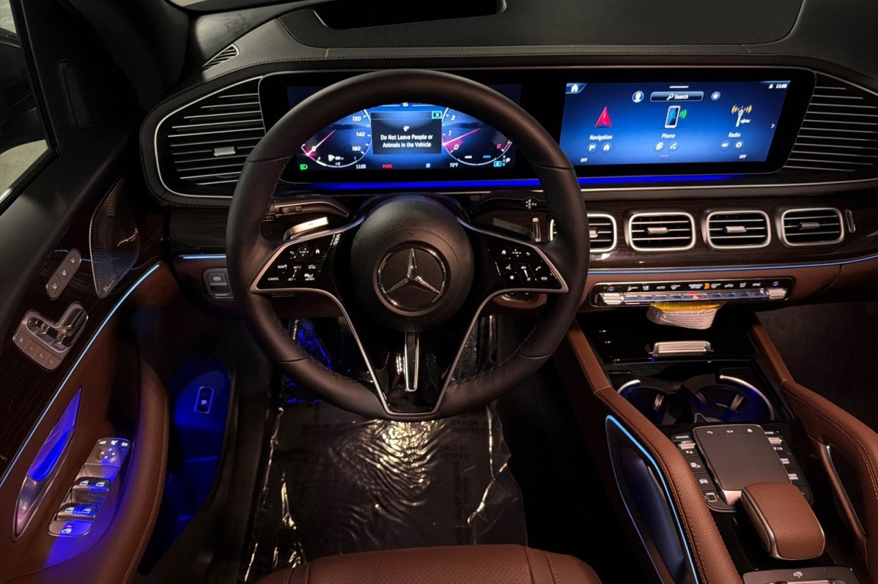 New 2026 Obsidian Black Metallic Mercedes-Benz GLS 450 4MATIC® SUV image 13