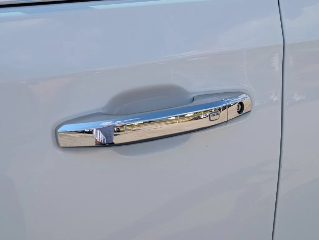 Used 2023 White Chevrolet LTZ image 15