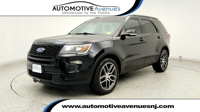 2018 Ford Explorer Sport 4WD w/ Twin Panel Moonroof, Cooled Seats & 2nd Row Buckets