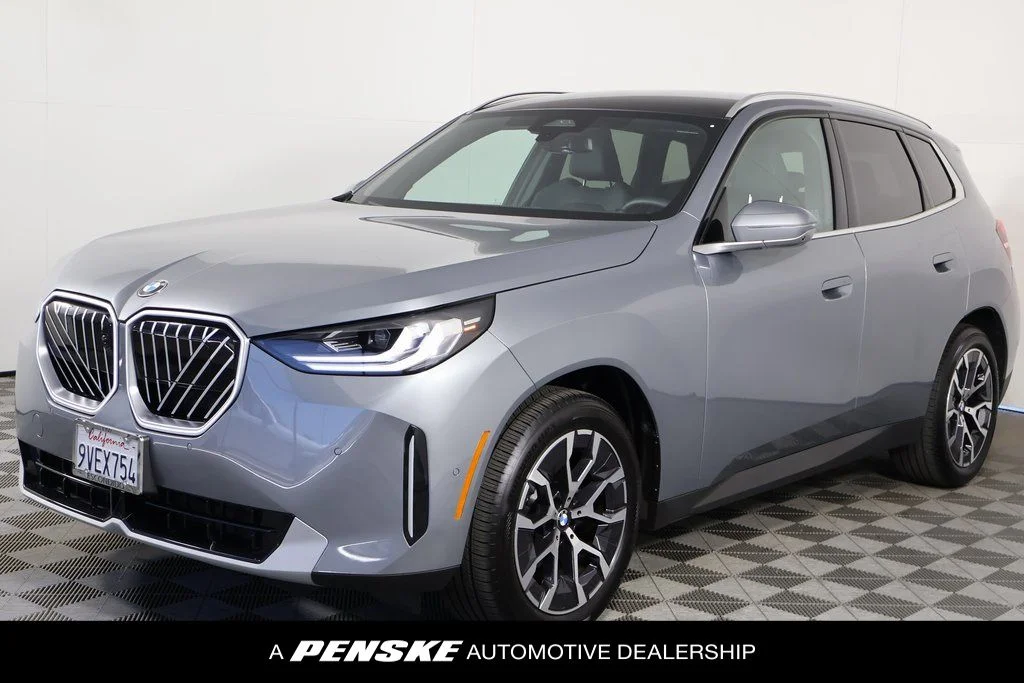 2026 BMW X3 30 XDRIVE's photo