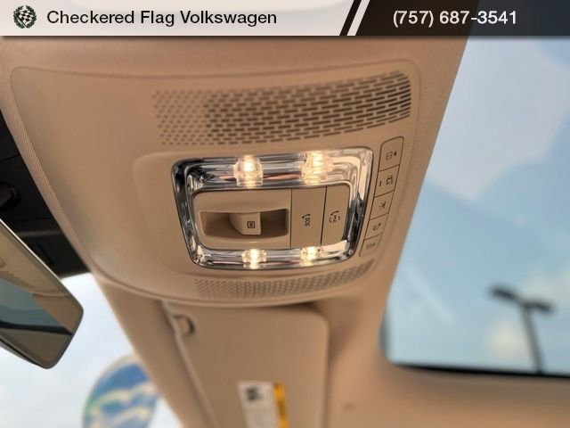 Used 2023 Polar White Mercedes-Benz GLA 250 4MATIC® image 19