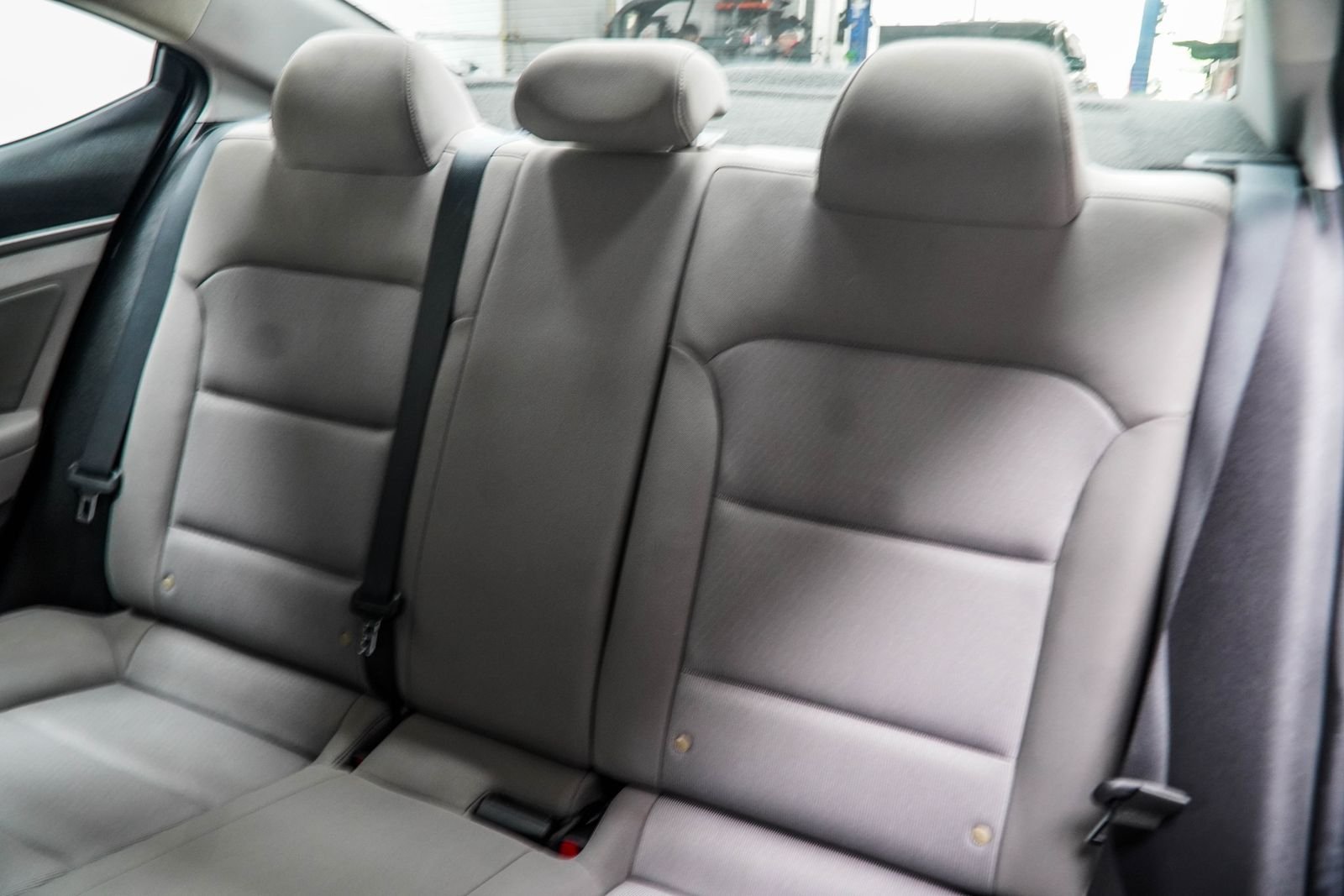 Used 2018 Gray Hyundai Value Edition image 38