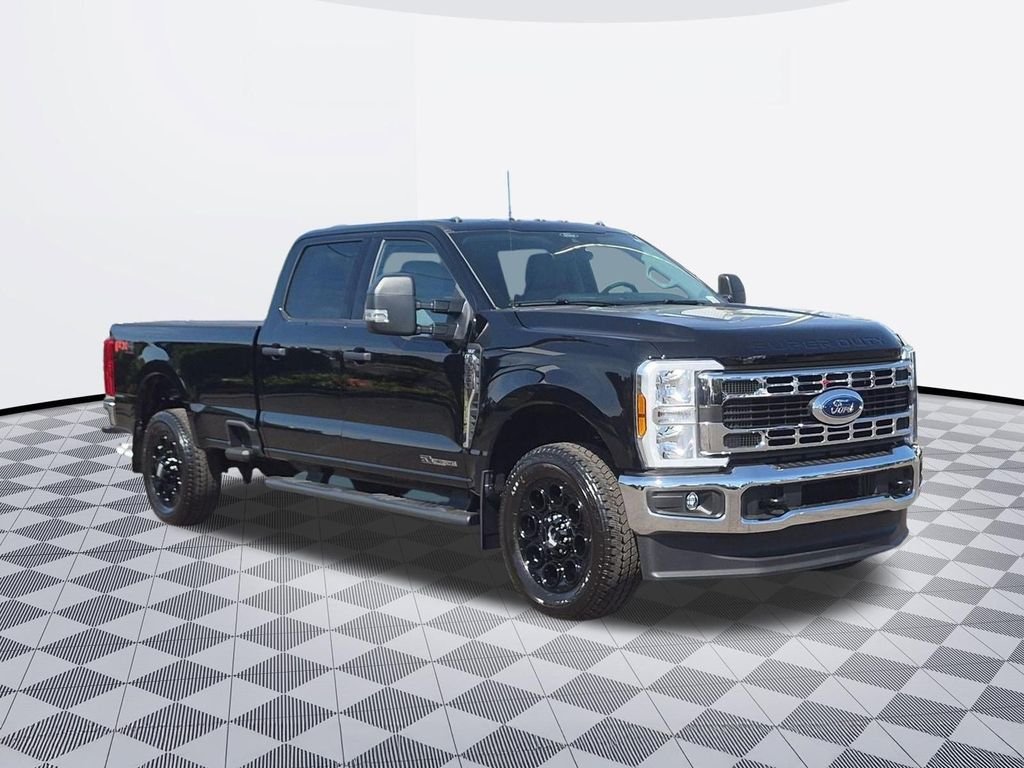 Certified Used 2026 Black Metallic Ford XLT image 7