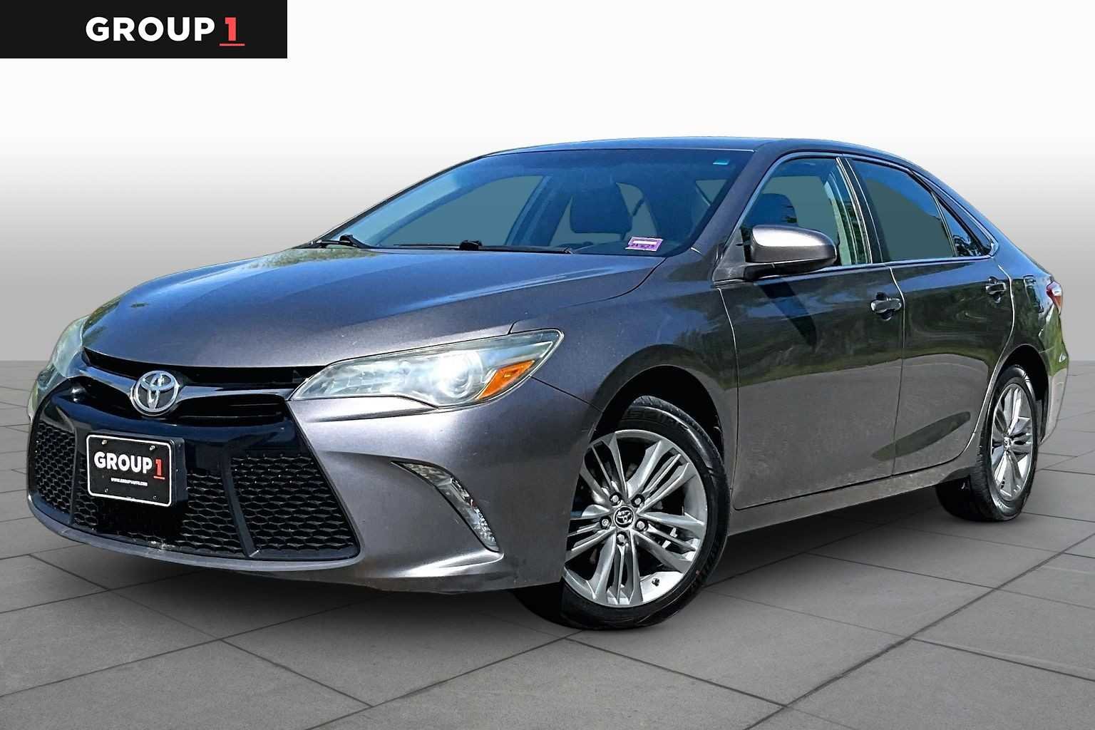 2015 Toyota Camry SE
