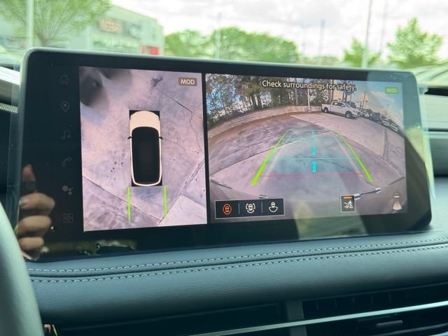 New 2026 MINERAL BLACK INFINITI Luxe FWD image 34