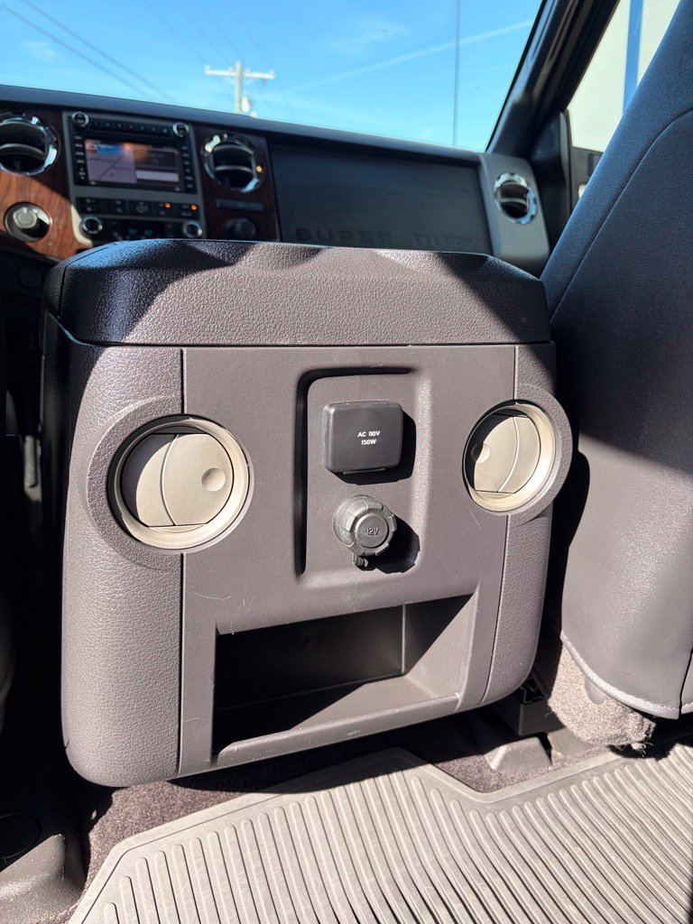 Used 2011 Black Ford Lariat image 27