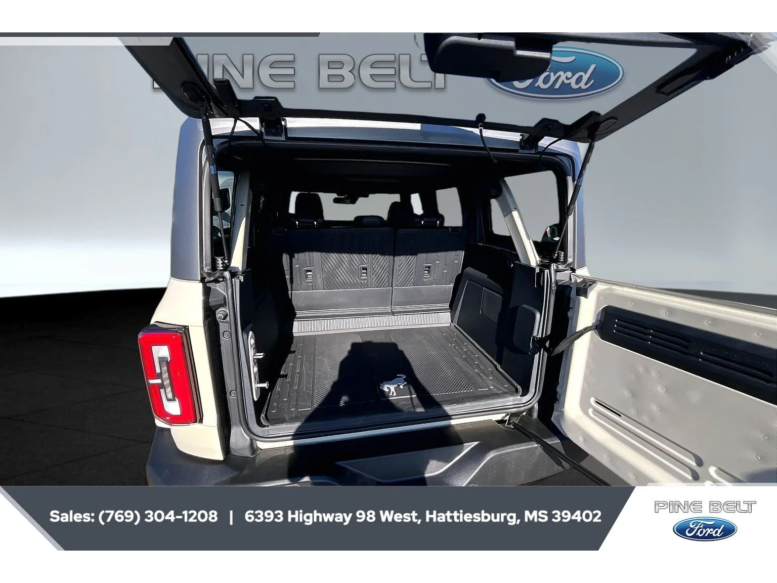 Used 2025 Desert Sand Ford Outer Banks image 21