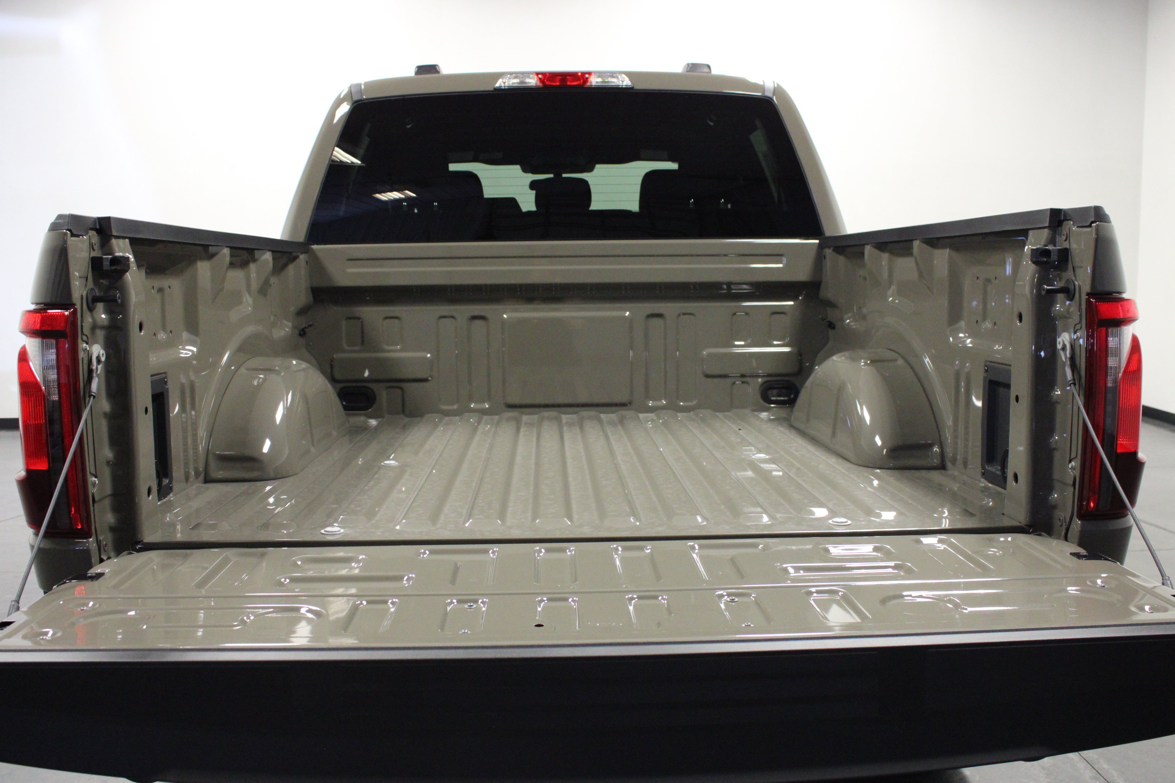 New 2026 Marsh Gray Ford STX image 14
