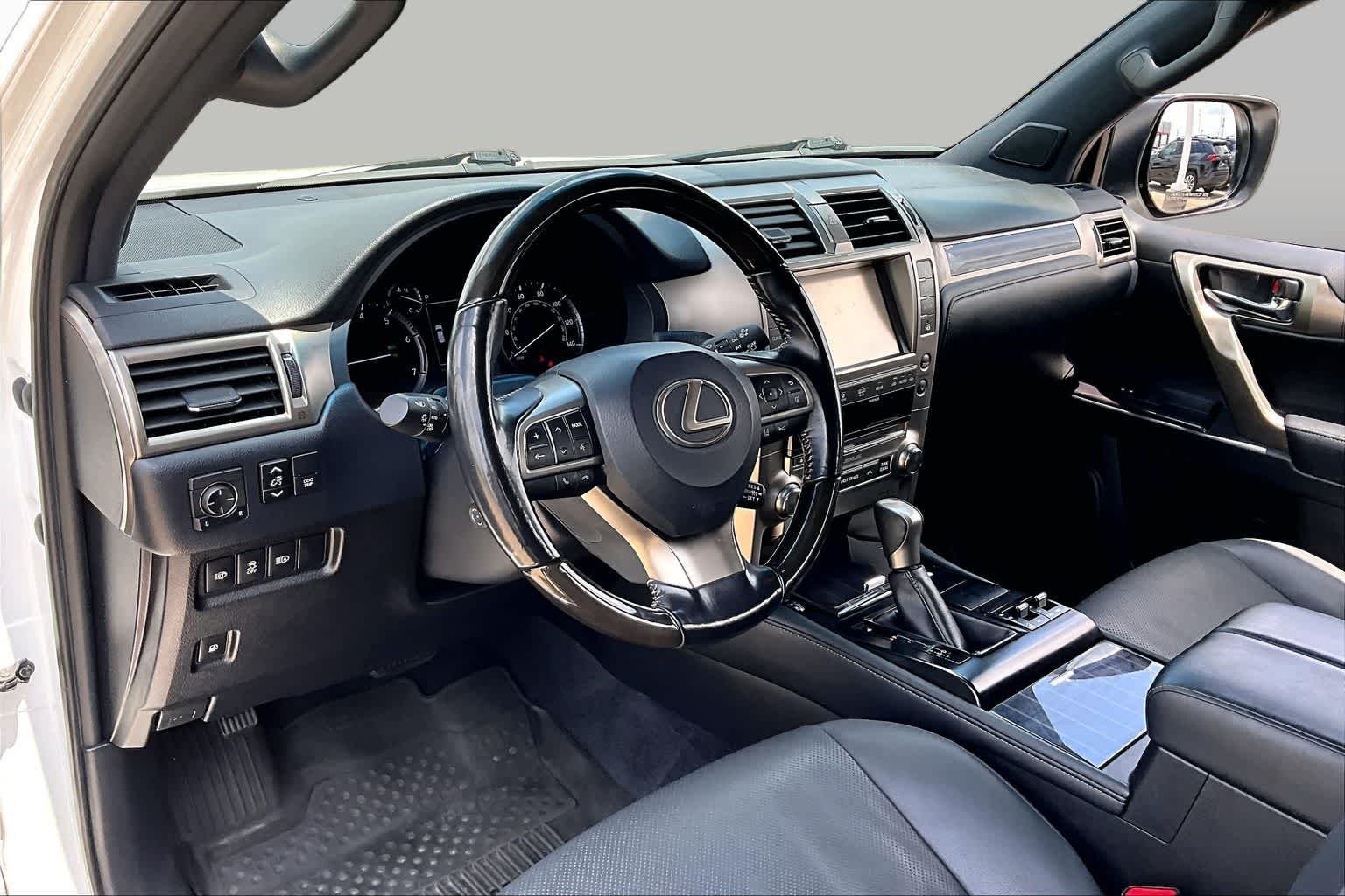 Used 2020 Starfire Pearl Lexus Premium image 18