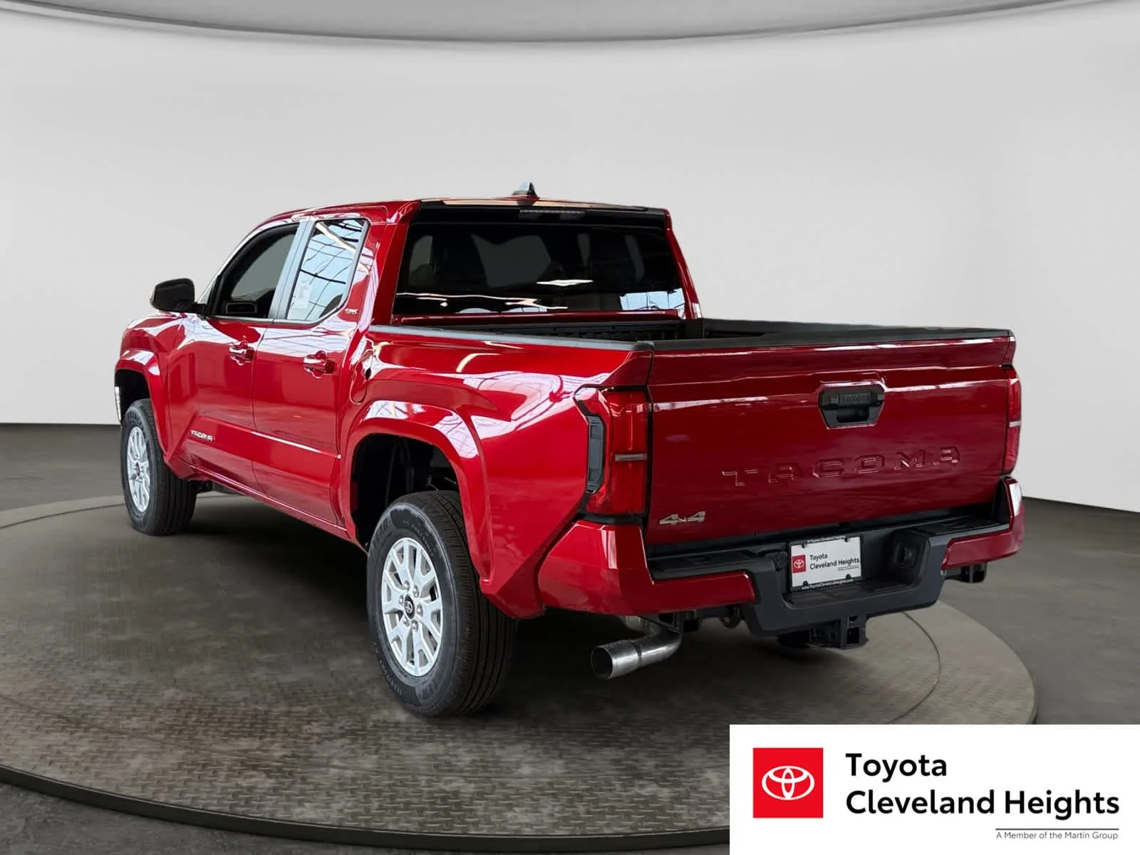 2026 Toyota Tacoma SR5 - Photo 7