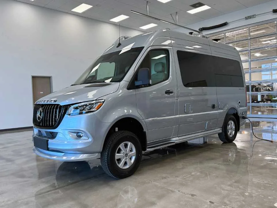 New 2026 SILVER AIRSTREAM  image 4