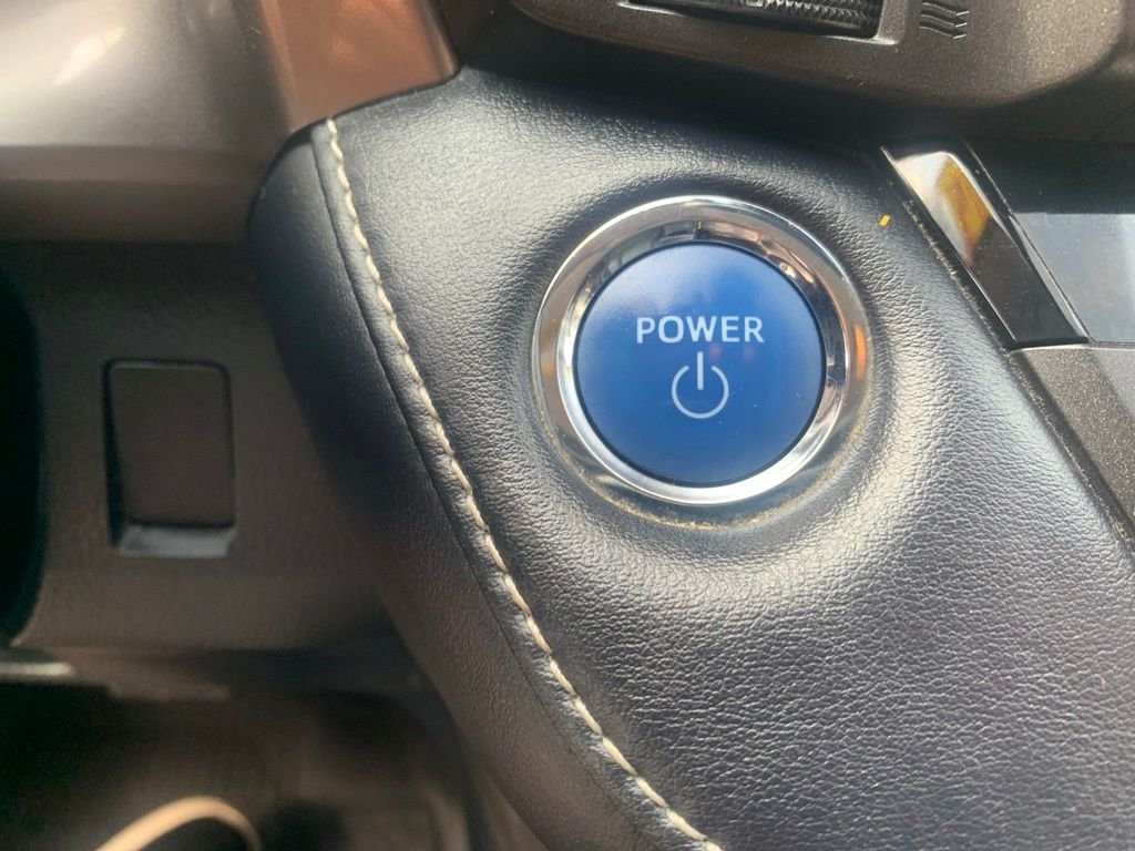 Used 2018 Red Toyota Limited image 22