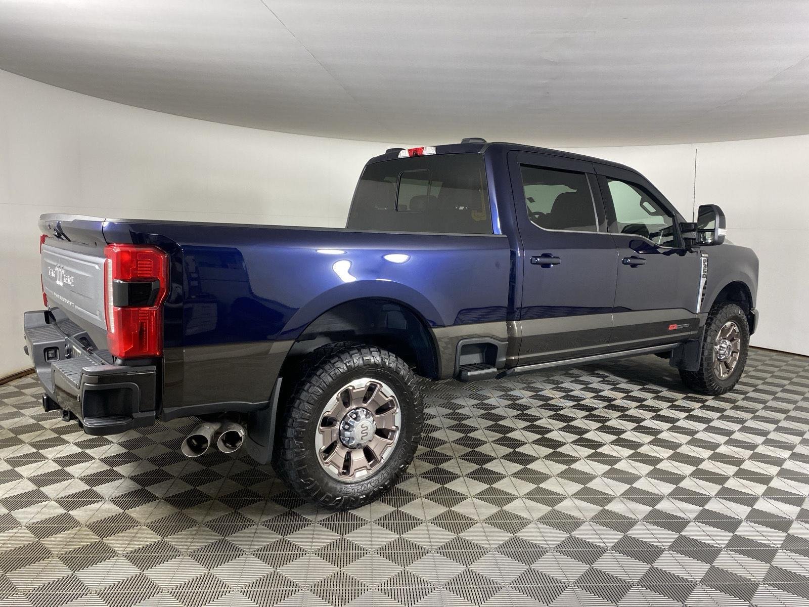 Used 2024 Antimatter Blue/Darkened Bronze Ford King Ranch image 10
