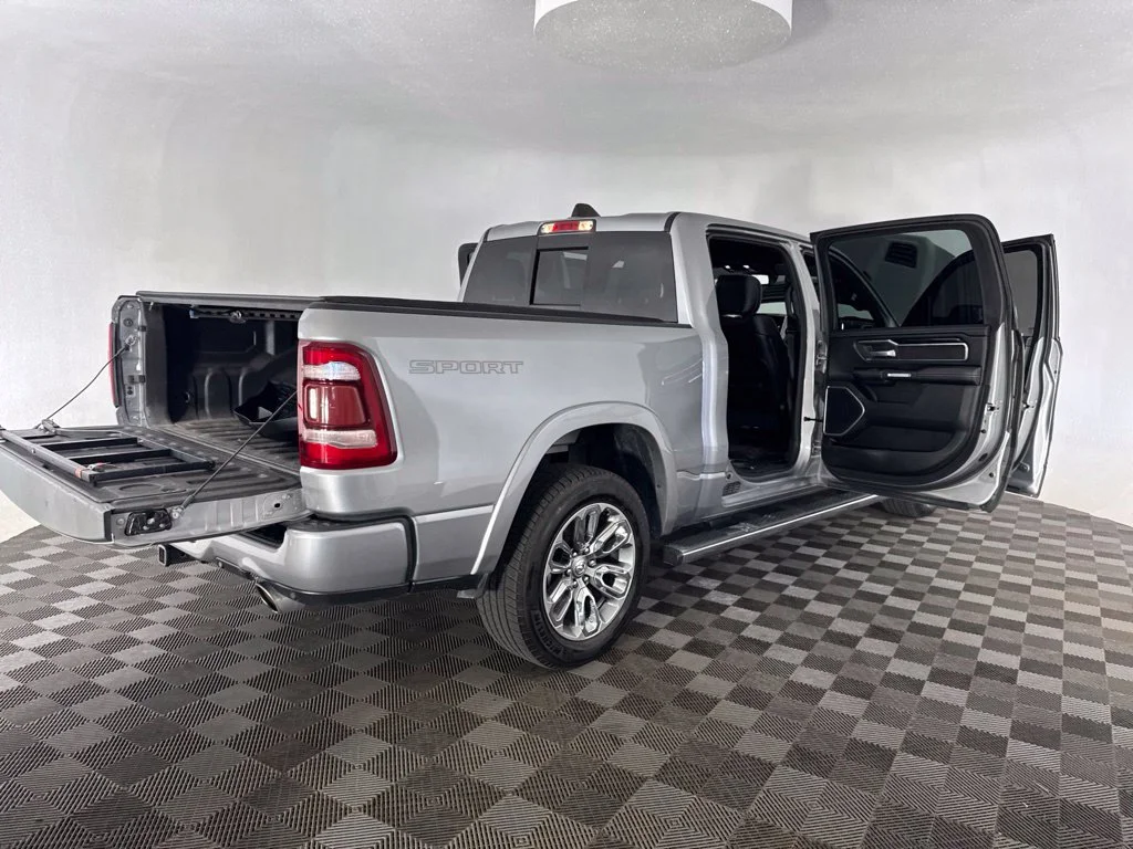 Used 2020 Silver Ram Laramie image 15