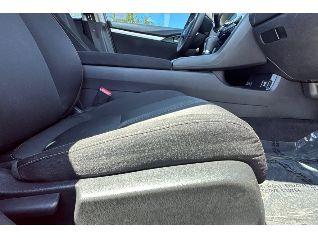 Used 2018 Rallye Red Honda EX image 22