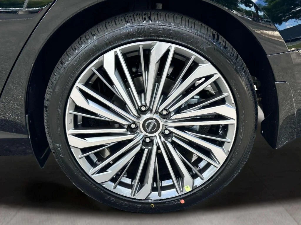 New 2026 Super Black Nissan SV image 9